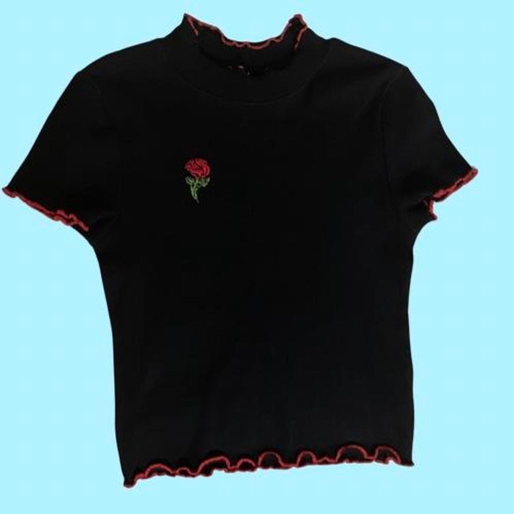 SHEIN Black top 🖤🌹
